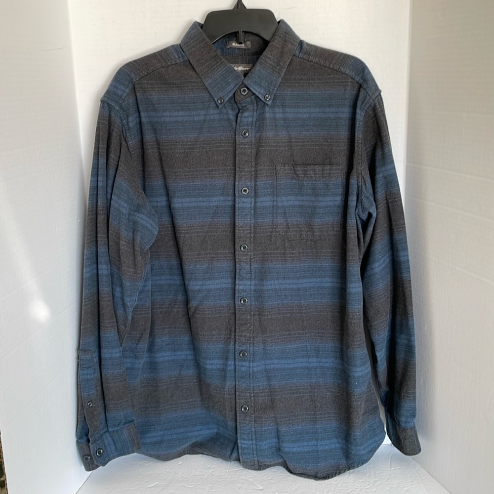 Eddie Bauer blue & dark gray striped long sleeve flannel shirt men’s size large
